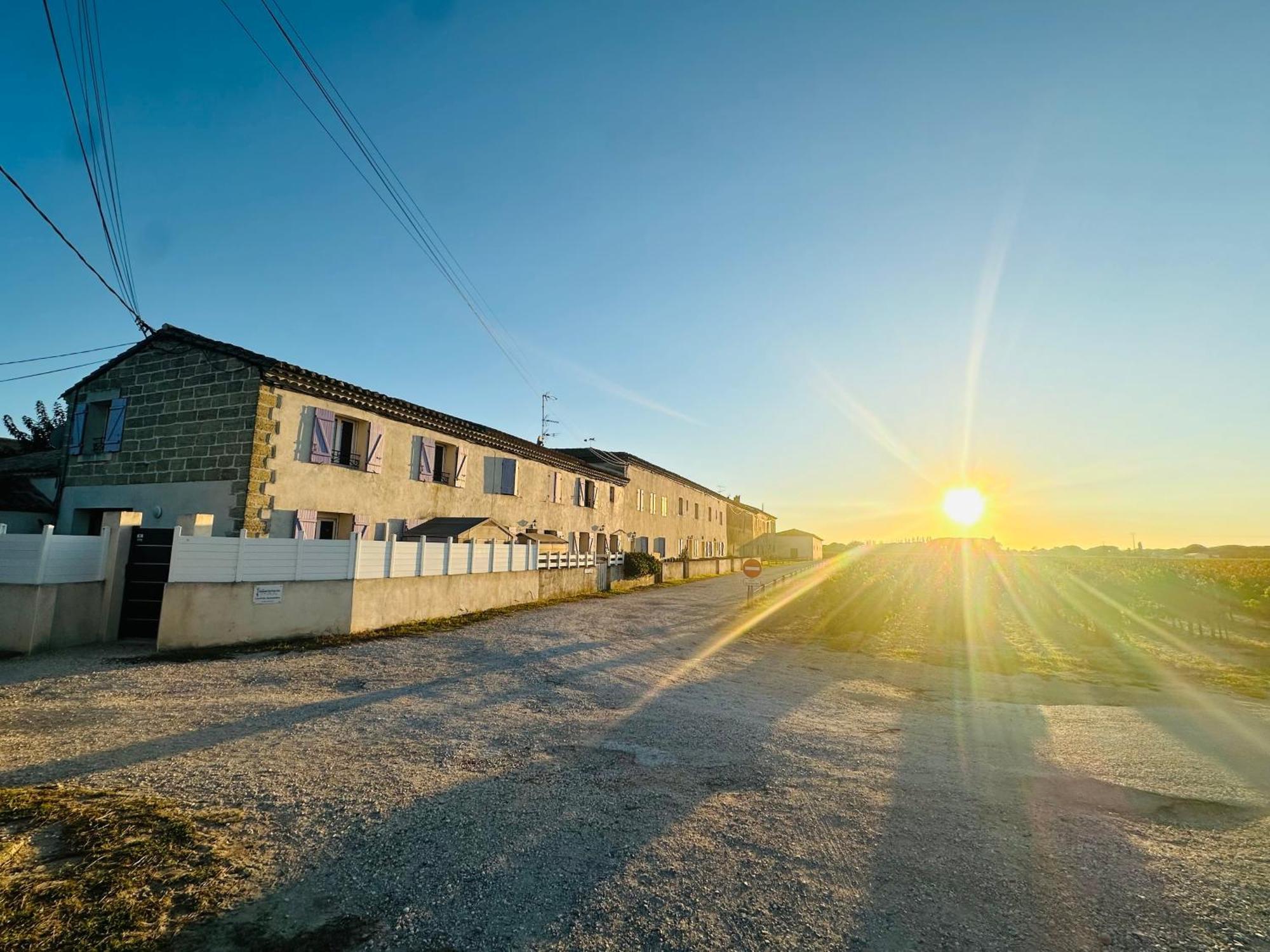 Les Appartements Du Mas - Emeraude Aigues-Mortes Zewnętrze zdjęcie